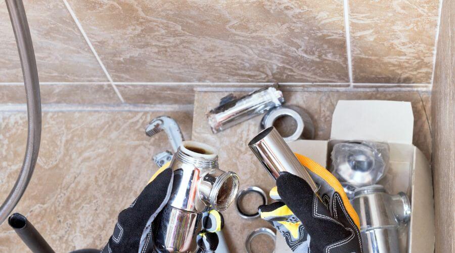 Professional gutter cleaning in Woodlake, TX